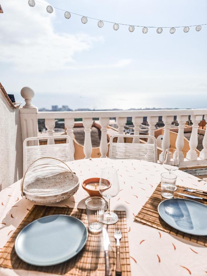 אדחה Oceanview Boutique House, 125 Sqm, Parking, Sunset Rooftop מראה חיצוני תמונה